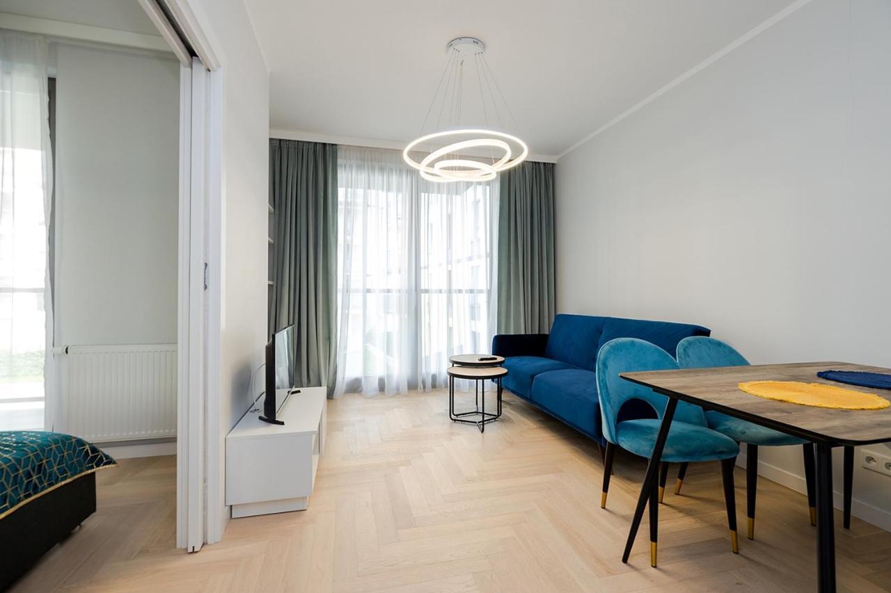 Wola Luxe Apartment Варшава Екстер'єр фото